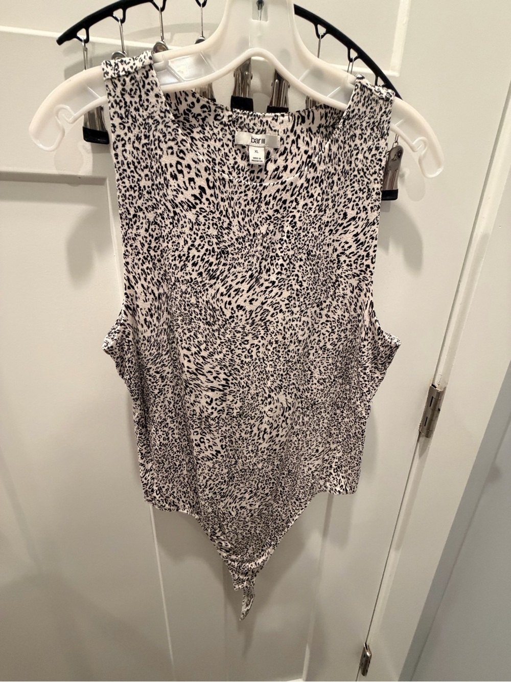 Bar III Women's XL Leopard Print Bodysuit Sleeveless Black White Snap Bottom